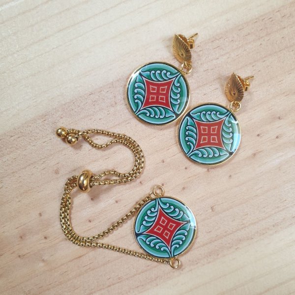 Boucles d'oreille enluminure motif v&eacute;g&eacute;tal m&eacute;di&eacute;val