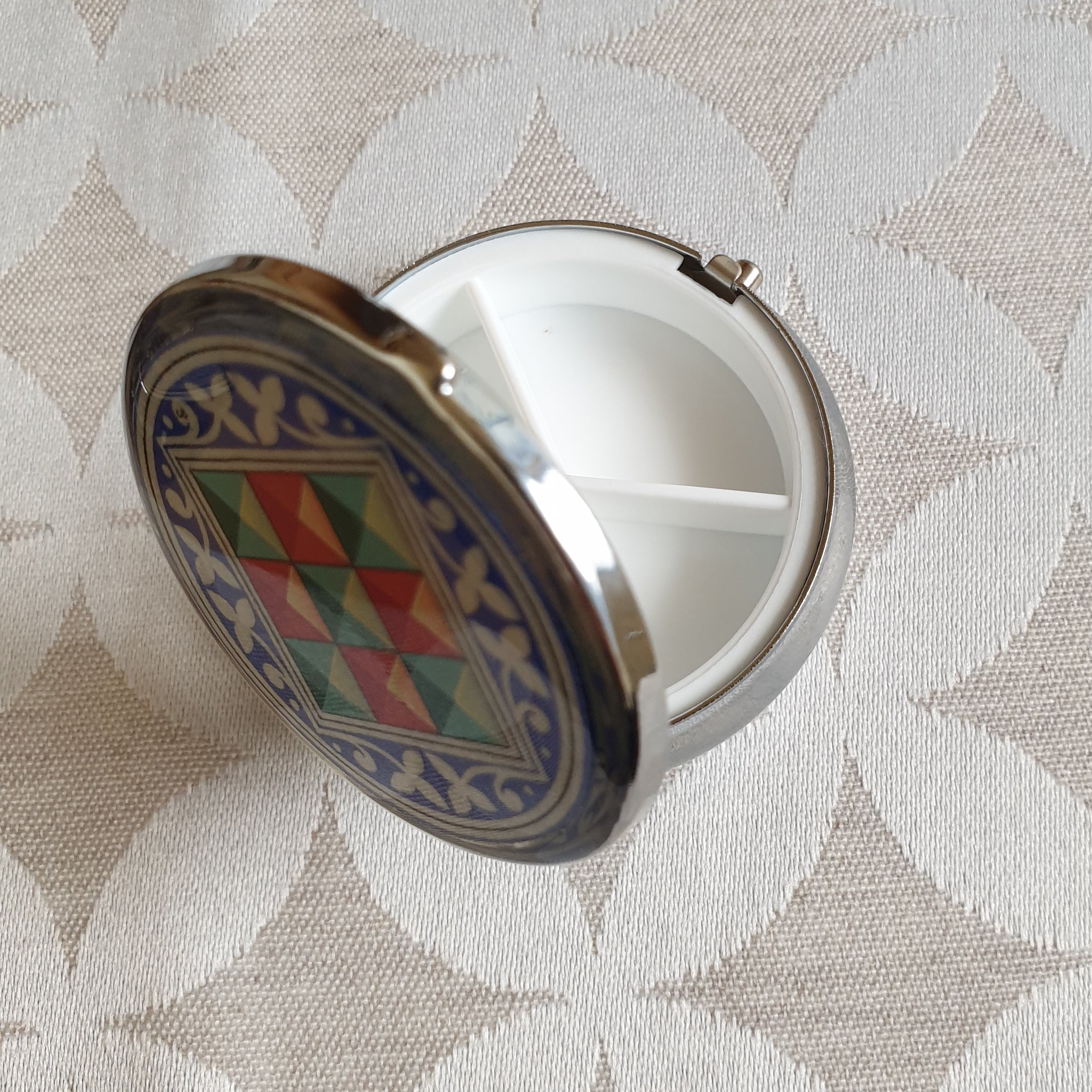 Bo&icirc;te pilulier petit enluminure Florence