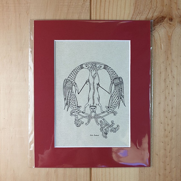 Bokstaven Q i romansk stil, med ljus.