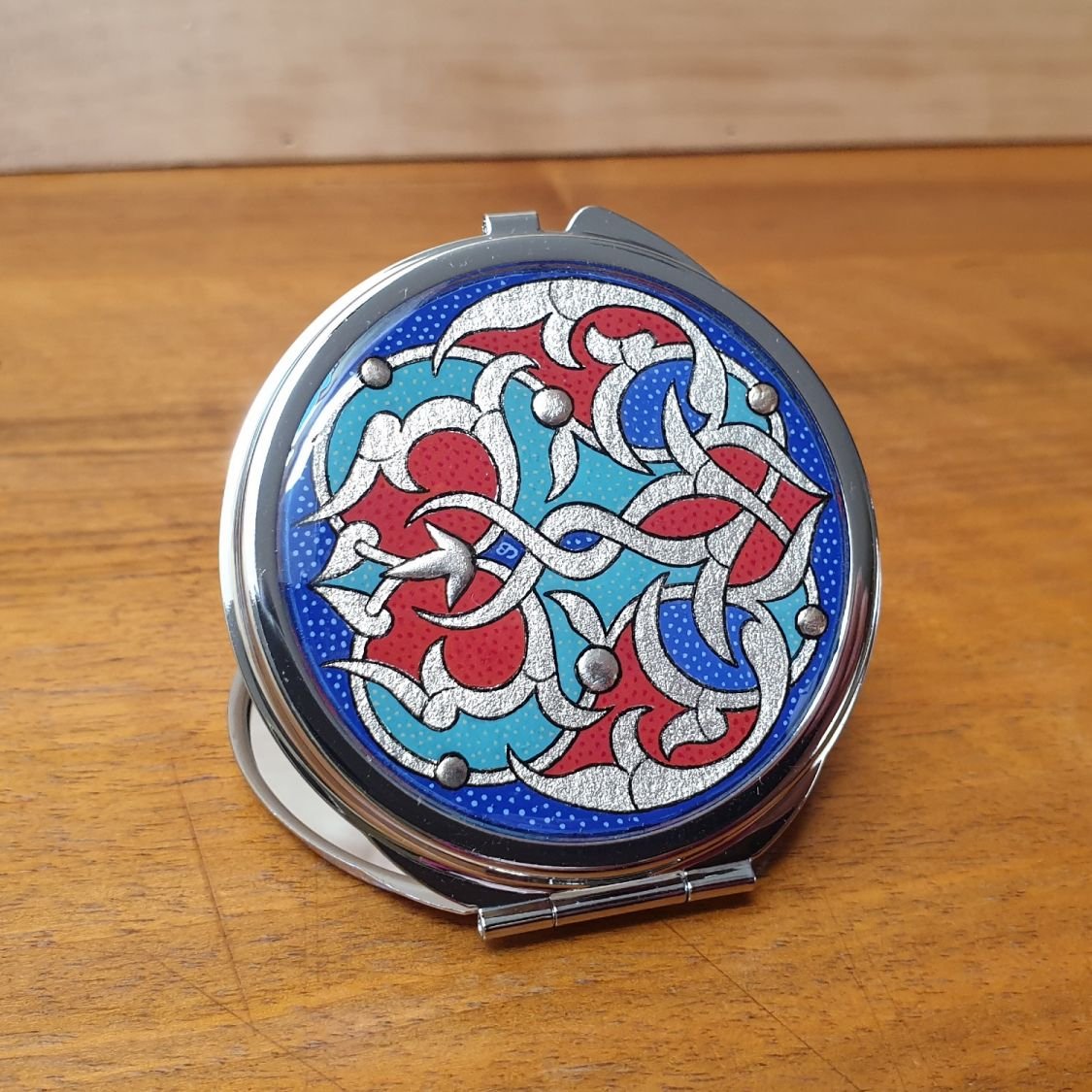 Arabesque belyst väskspegel